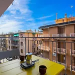 Beaches 400m - Free Garage - Terrace - Smart Tv * Spotorno