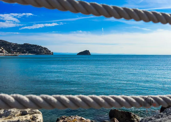 Beaches 400m - Free Garage - Terrace - Smart Tv *