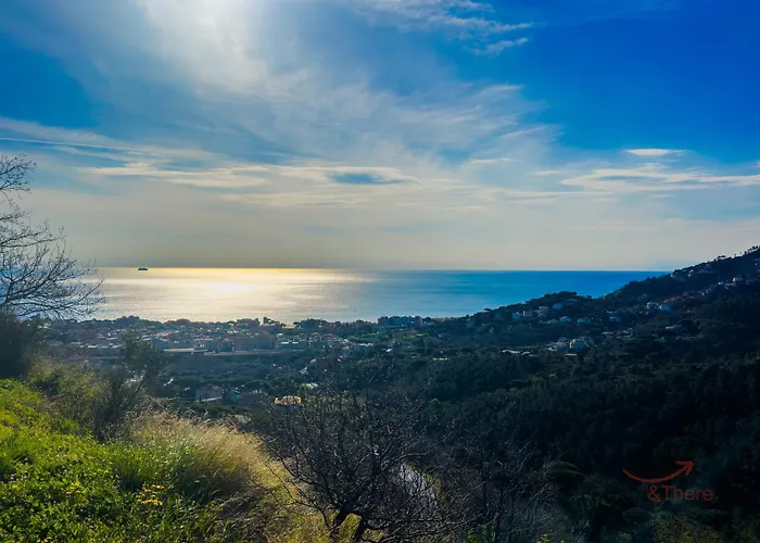 Beaches 400m - Free Garage - Terrace - Smart Tv Spotorno