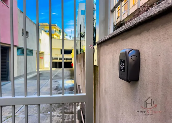 Beaches 400m - Free Garage - Terrace - Smart Tv