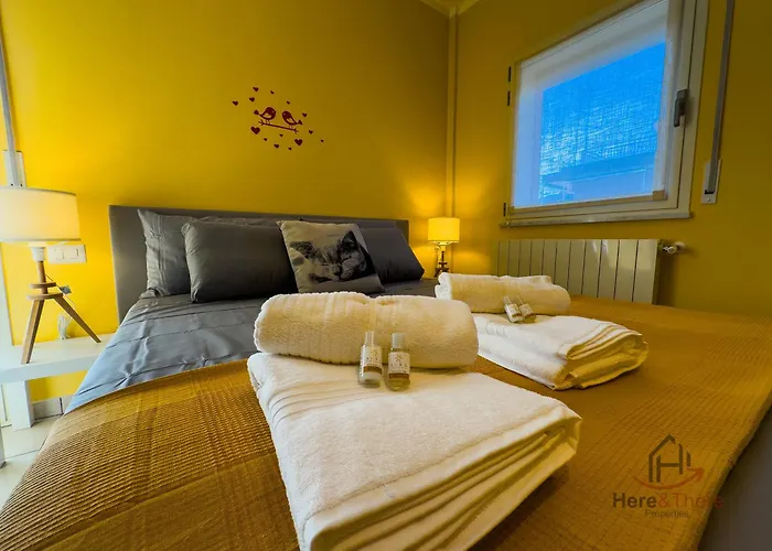 Beaches 400m - Free Garage - Terrace - Smart Tv * Spotorno