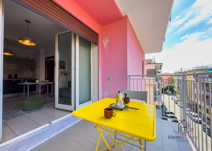 Beaches 400m - Free Garage - Terrace - Smart Tv Apartamento Spotorno