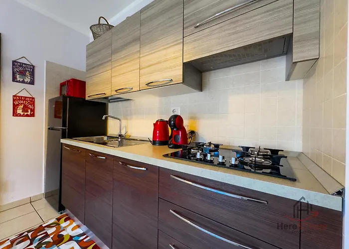 Beaches 400m - Free Garage - Terrace - Smart Tv